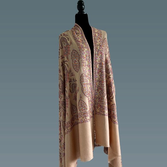 Large shoulder wrap | Elegant shoulder wrap | Pure Cashmere Wrap, Travel Wrap - Picture 4 of 12